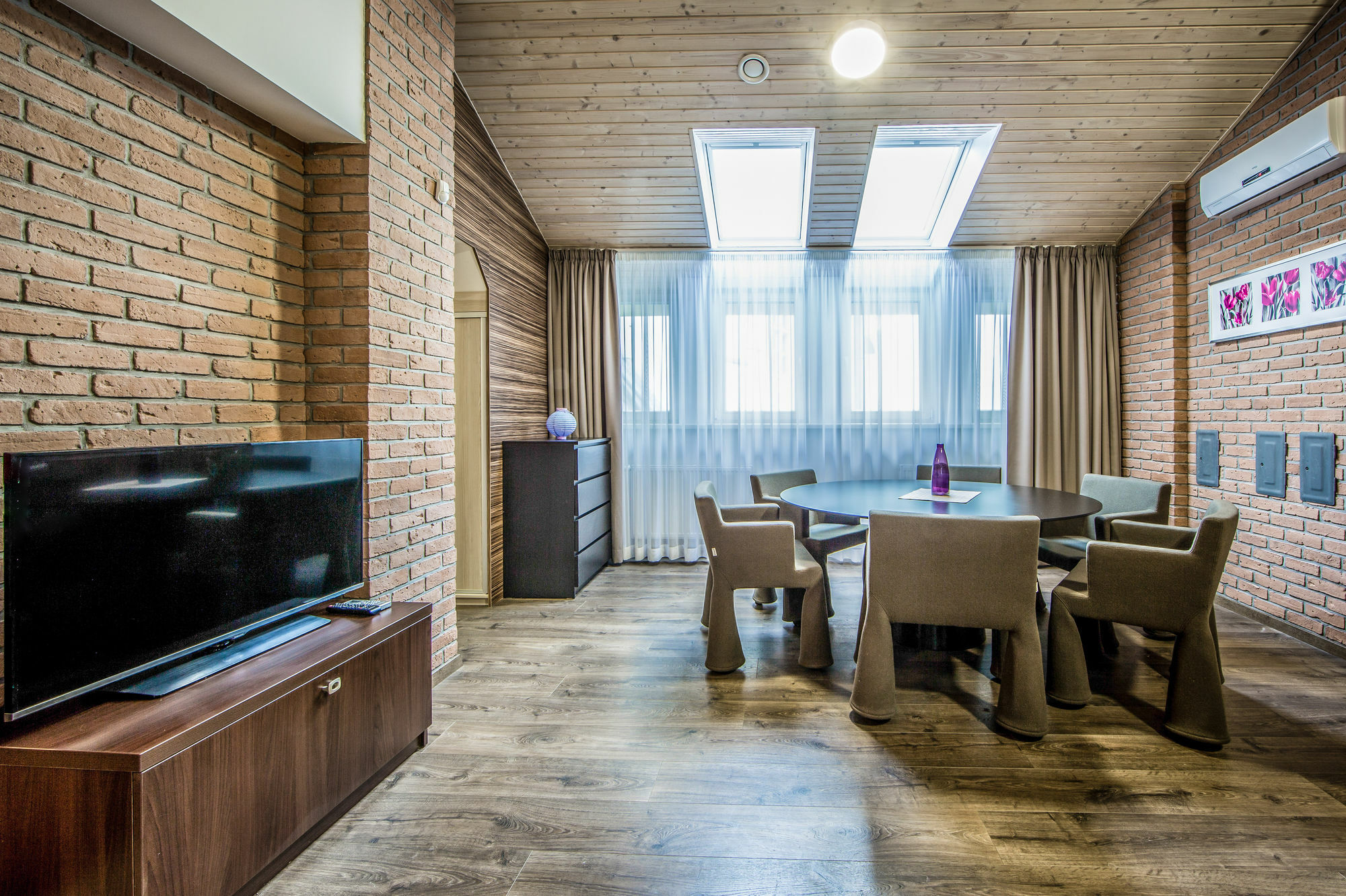 Aplend City Bastova 1 Bratislava Exterior photo
